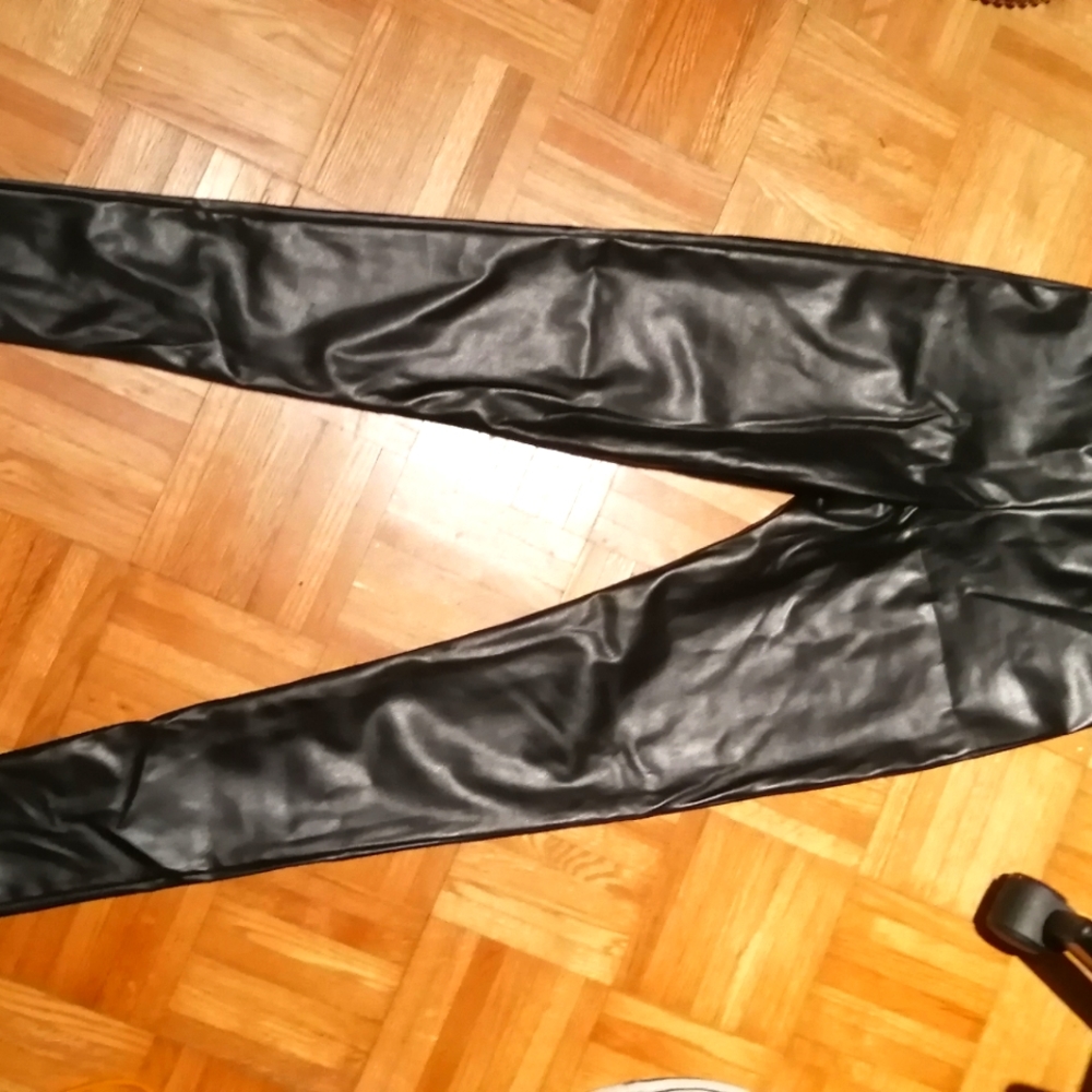 Faux Leather leggings